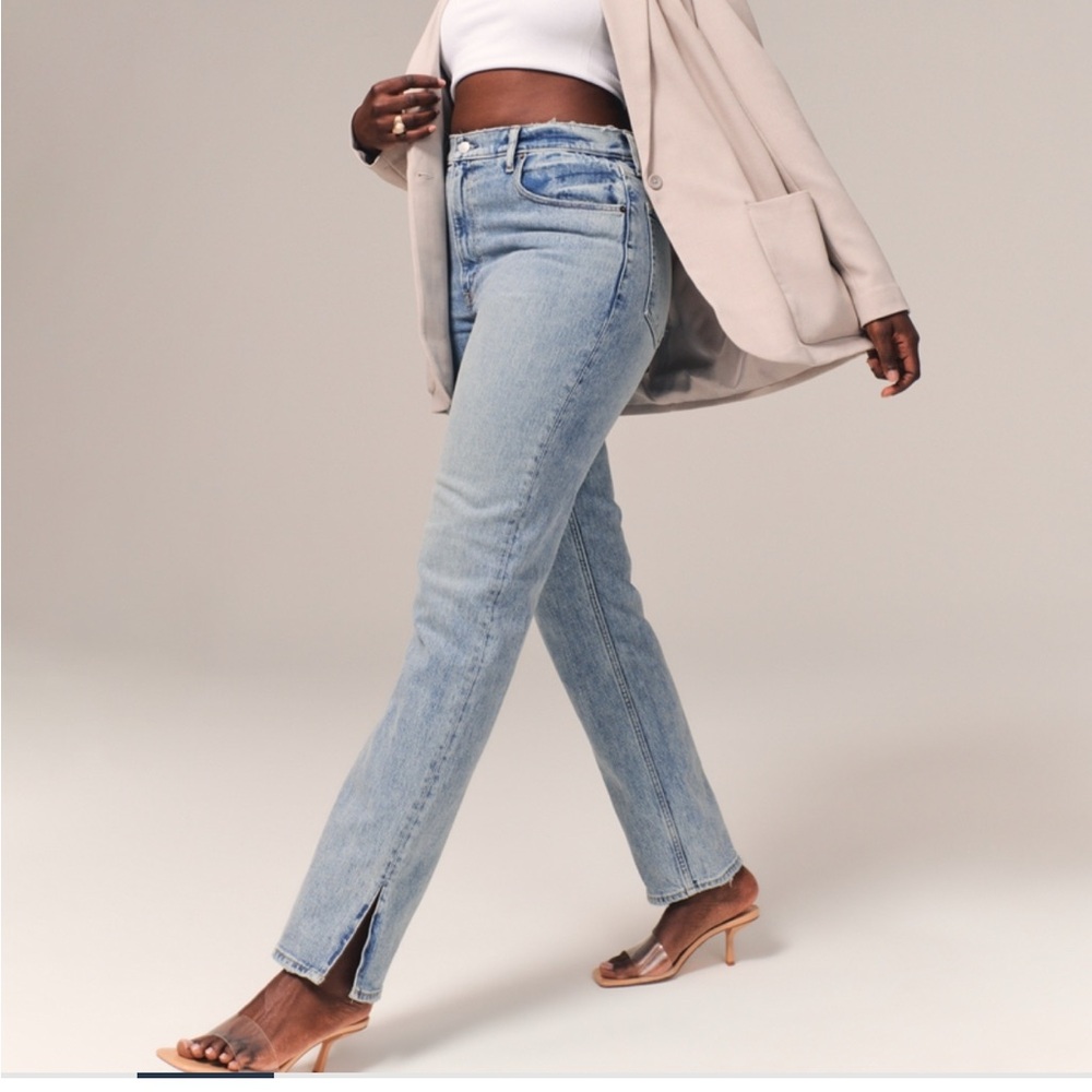 Abercrombie the 90’s straight ultra high rise curve love